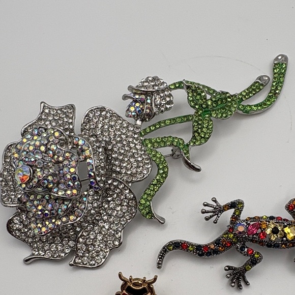 Colorful Brooch Set - Picture 4 of 5